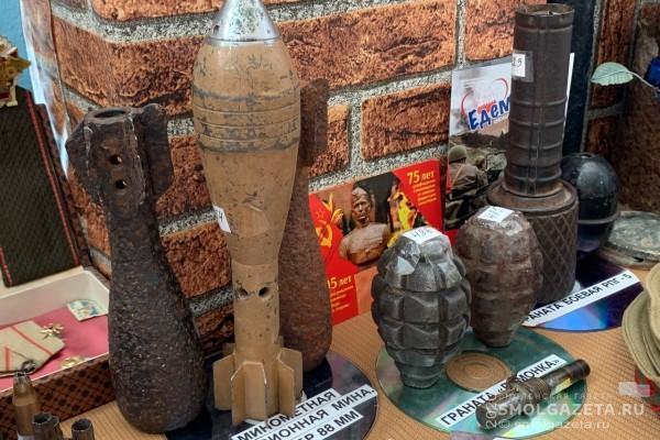 В Смоленской области уничтожили 17 взрывоопасных предметов