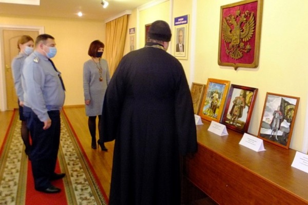 В Смоленской области прошел конкурс православной живописи среди осужденных
