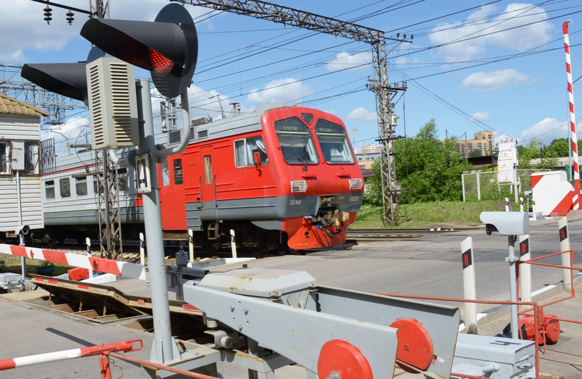 Более 40 железнодорожных переездов отремонтируют на Смоленщине в 2021 году