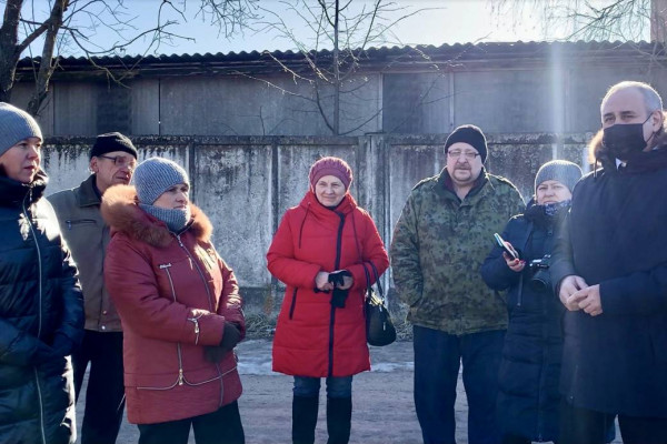 Жители Велижа обратились к Сергею Неверову с просьбой о строительстве пешеходного моста