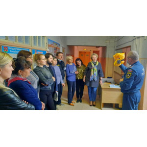 В школах Смоленска провели учебную эвакуацию
