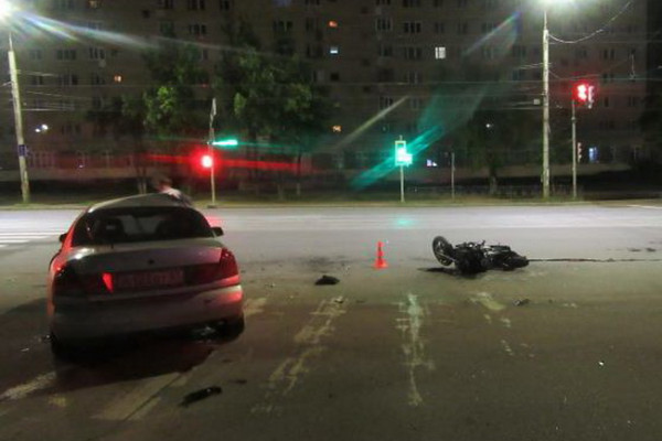 В Смоленске ищут свидетелей ДТП, в котором пострадал мотоциклист