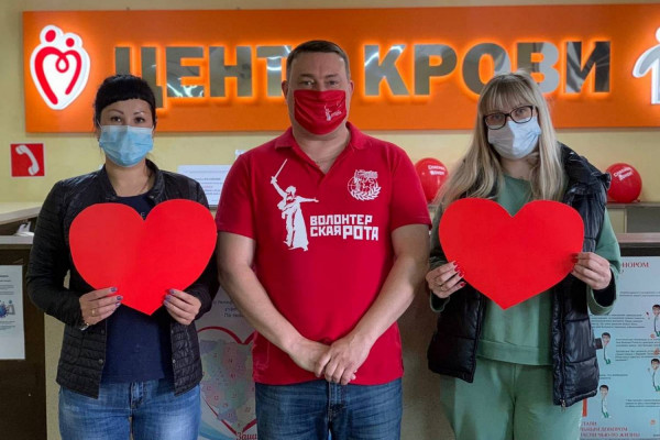 В Смоленске волонтеры стали участниками акции «Оставайся донором»