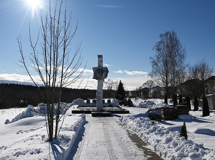 В Смоленской области единороссы привели в порядок воинские захоронения 