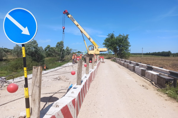 11 мостов ремонтируют на региональных дорогах Смоленщины по национальному проекту 