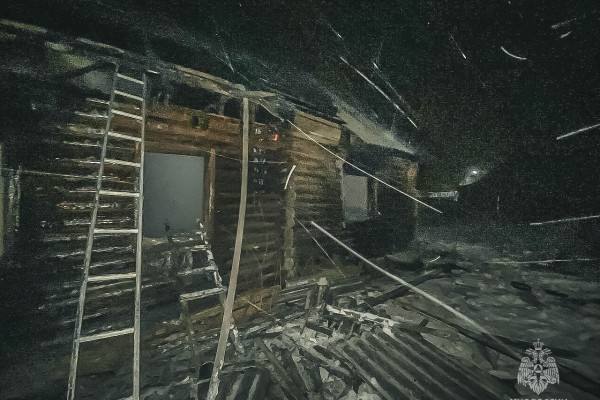 В Смоленской области в ночном пожаре погиб мужчина 1977 года рождения