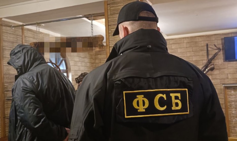 Смоленское УФСБ возбудило уголовное дело в отношении экс-сотрудника силовых структур