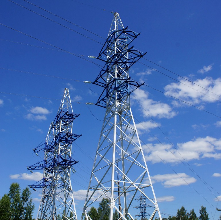 «Смоленскэнерго» предупреждает об опасности поражения электрическим током после непогоды