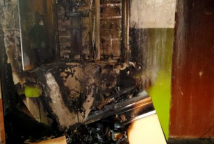 В Смоленске в подъезде 12-этажного дома загорелась проводка