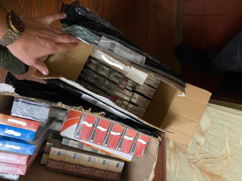 Полиция пресекла продажу жительницей Смоленской области свыше 11 тысяч пачек нелегальных сигарет