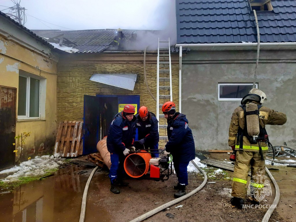 Утром в Смоленске на улице Крупской случился пожар