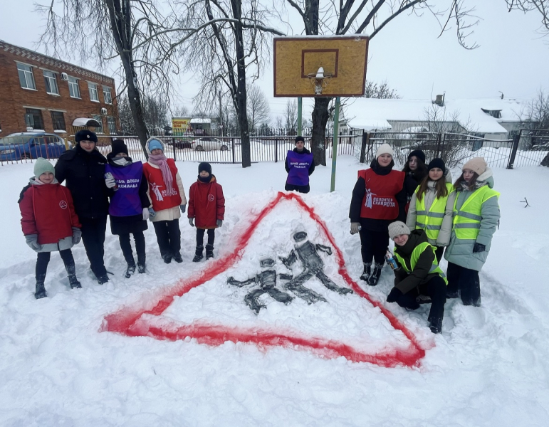 В Смоленской области провели акцию «Граффити на снегу»