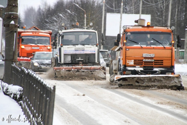 Более 60 тысяч тонн снега вывезли с городских территорий Смоленской области в 2023 году