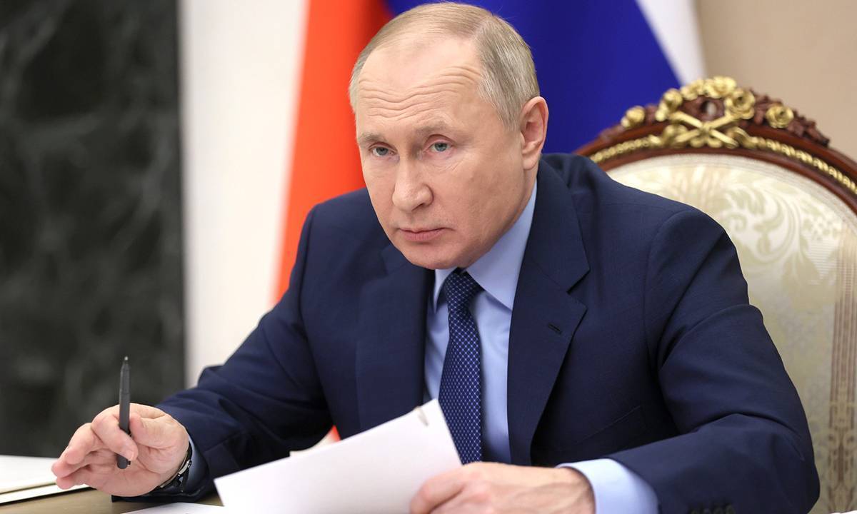 Владимир Путин объявил 24 марта днём общенационального траура
