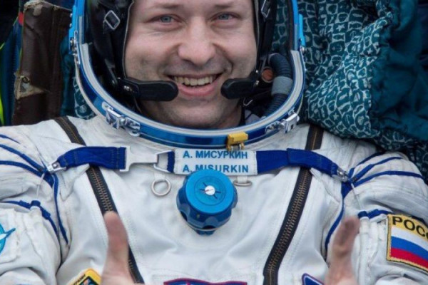 15 марта смоляне смогут встретиться с летчиком-космонавтом Александром Мисуркиным