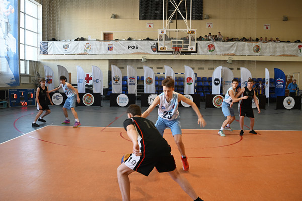 Финал Международного кубка по баскетболу среди школьников прошёл в Смоленске