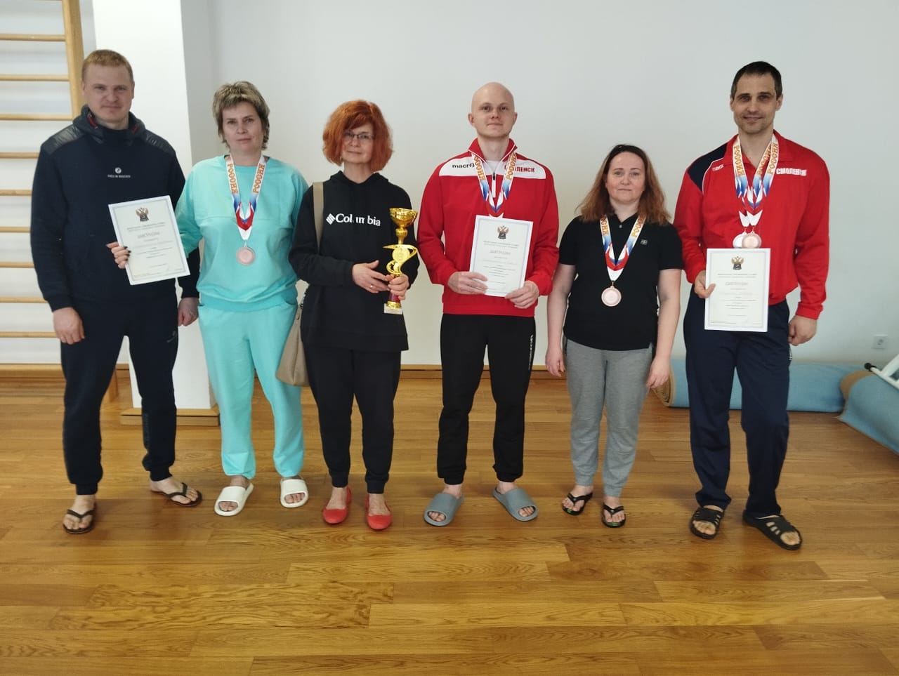 Смоленские таможенники завоевали медали на чемпионате таможенных органов по плаванию