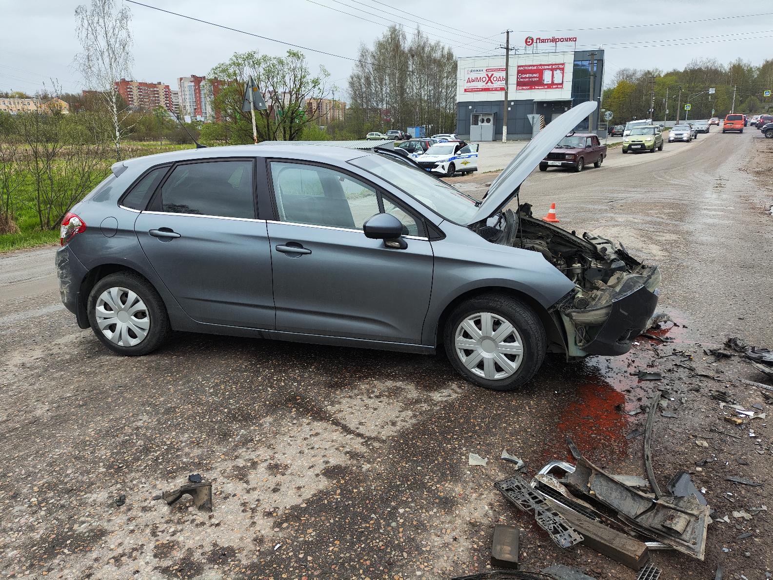 Стали известны подробности страшной аварии на Досуговском шоссе в Смоленске