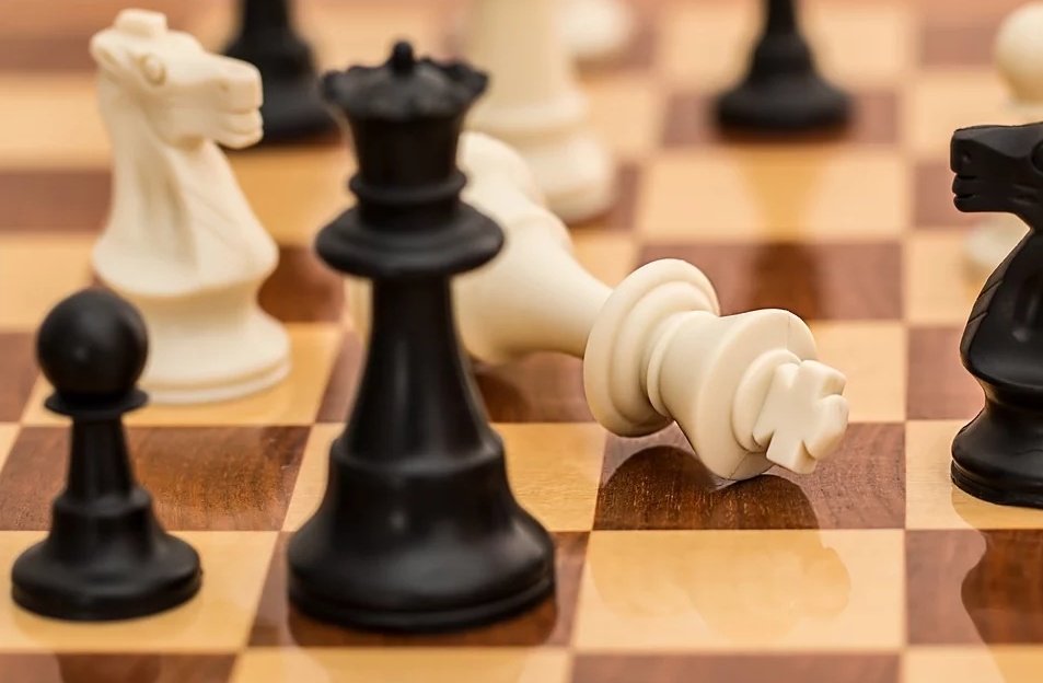 В Смоленске проходит турнир по русским шахматам
