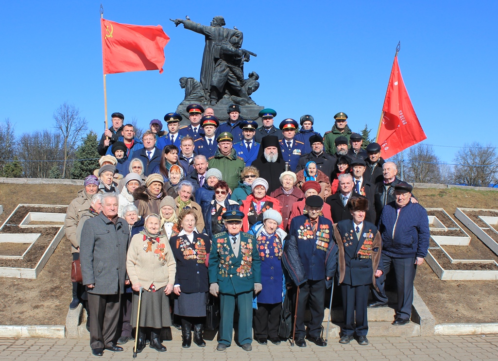 В Вязьме отметили 77-летие со Дня освобождения от немецко-фашистских захватчиков