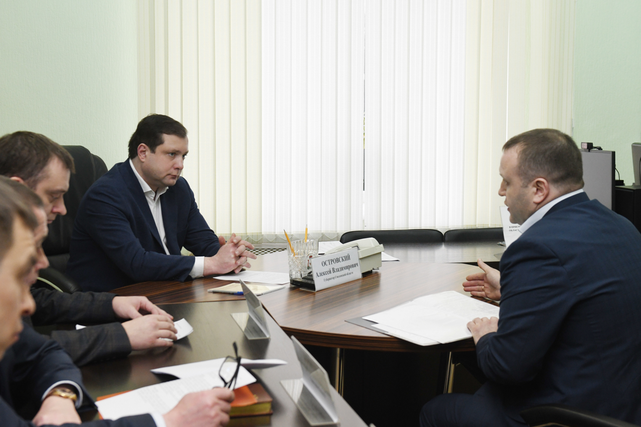 Губернатор Алексей Островский провел очередной прием граждан по личным вопросам 