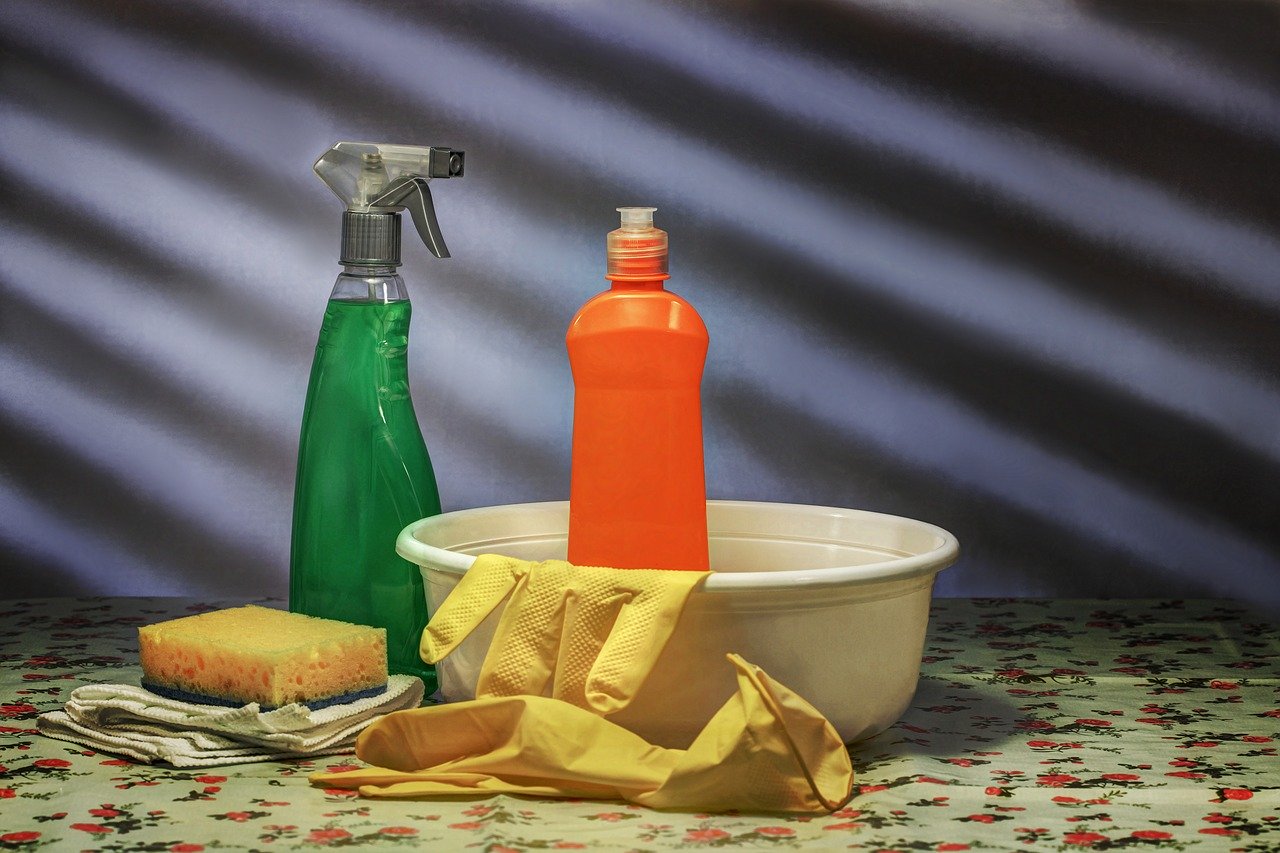 Как проводить влажную уборку во время пандемии коронавируса