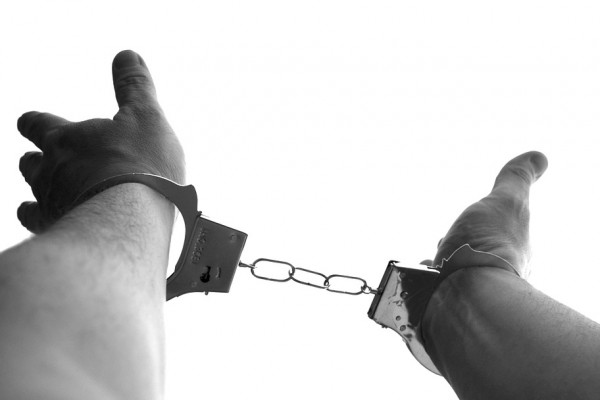 Смолянину грозит тюремный срок за нападение на полицейского 