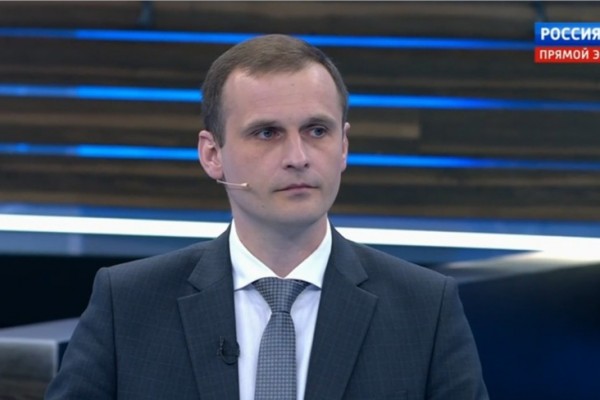 Сенатор Сергей Леонов на федеральном телеканале обсудил проблемы выплат медработникам 