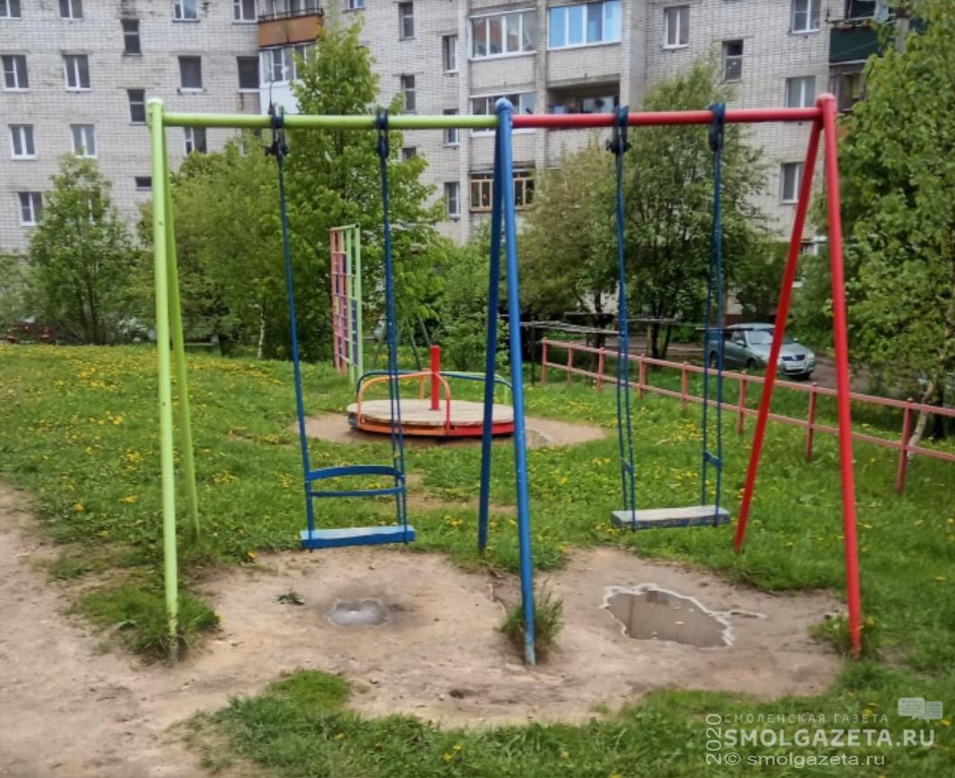 32 дворовые территории благоустроили в Смоленске в 2019 году 