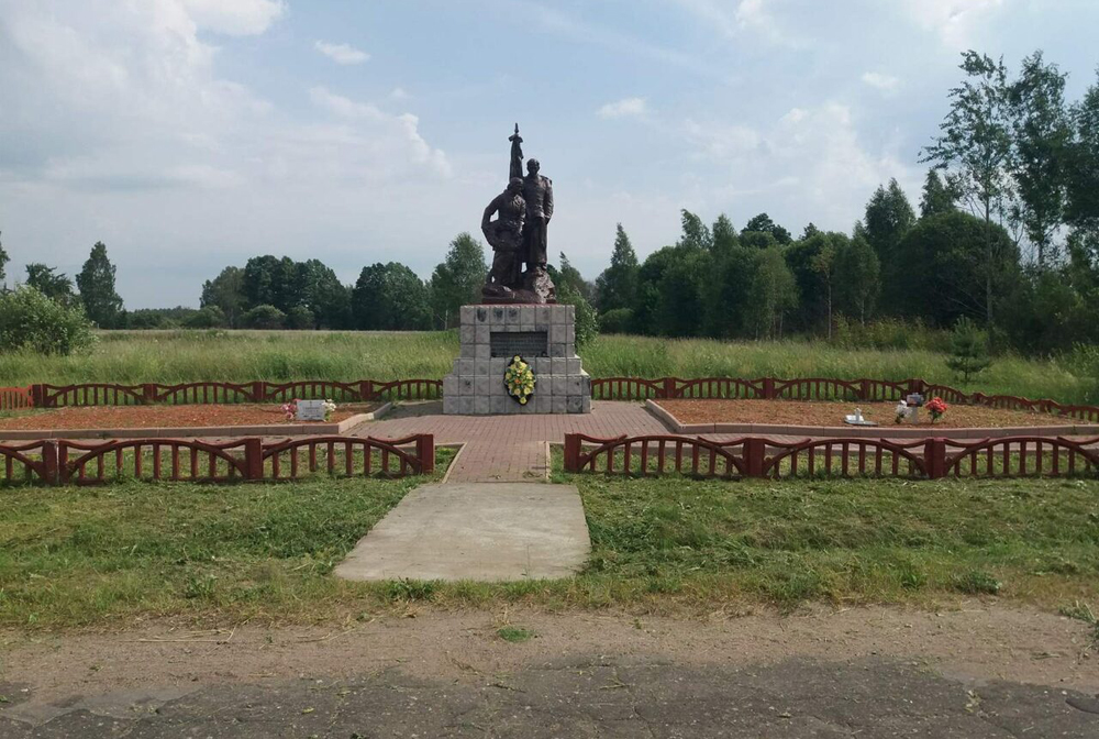 Памятникам Великой Отечественной войны – особое внимание
