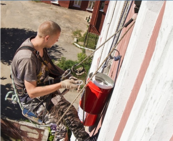 «Жилищник» отремонтирует более 5 километров межпанельных стыков в жилых домах 
