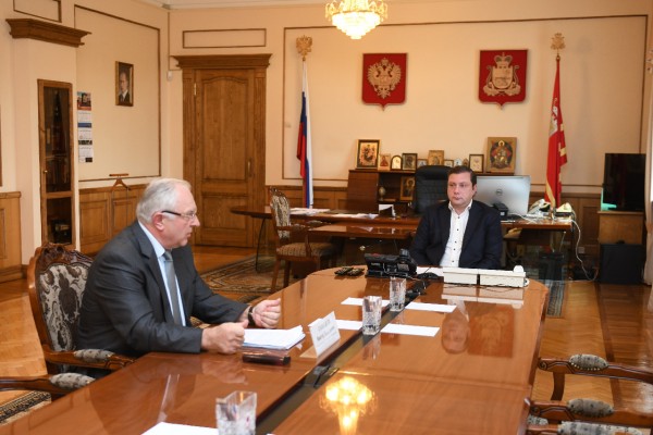 Алексей Островский провел рабочую встречу с главой Велижского района Виктором Самулеевым