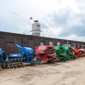 Руководство Смоленской области окажет поддержку льнозаводу в Рославльском районе