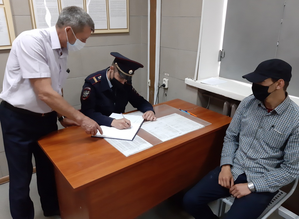 Общественный совет проверил работу линейного отдела МВД России на станции Смоленск 