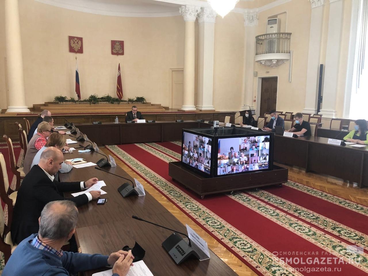 В Смоленске прошло заседание Координационного совета по межнациональным отношениям