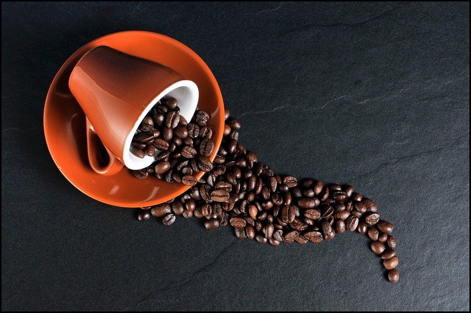 Кофе и угощения: Tele2 поздравляет смолян с понедельником