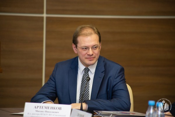 Каким будет учебный год 2020/2021: интервью с ректором СмолГУ Михаилом Артеменковым