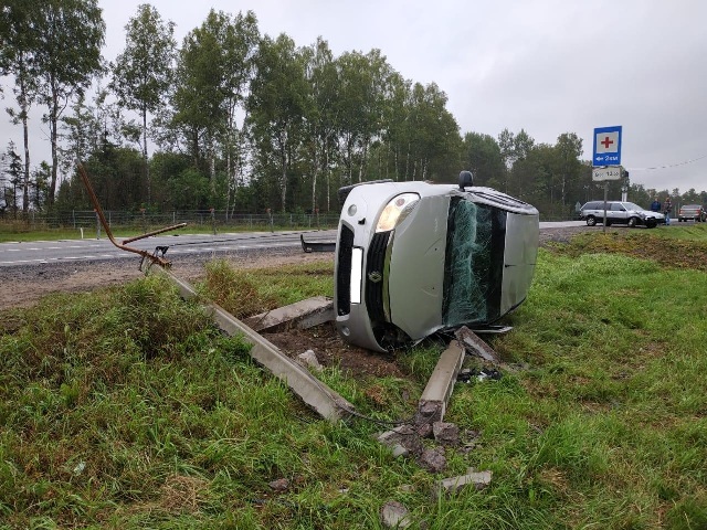 На трассе М-1 в Вяземском районе столкнулись «Volkswagen» и «Renault»