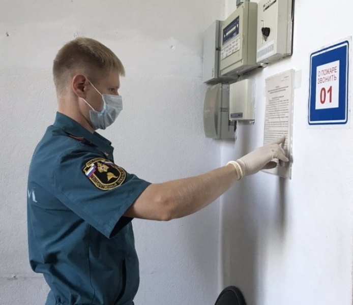 В Смоленской области сотрудники пожарного надзора проверяют избирательные участки
