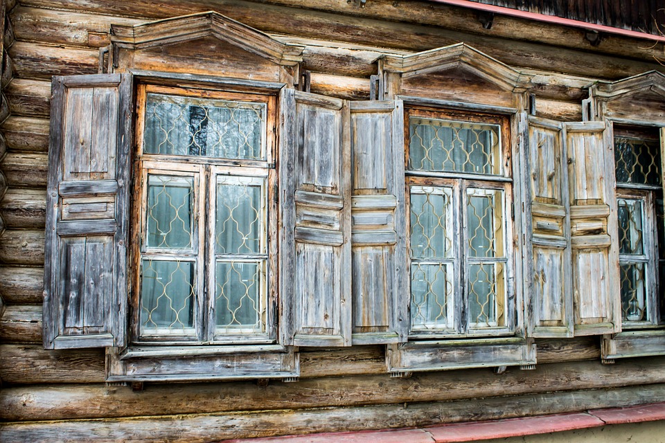 В деревне Шкуратовка Рославльского района обворовали дачный дом