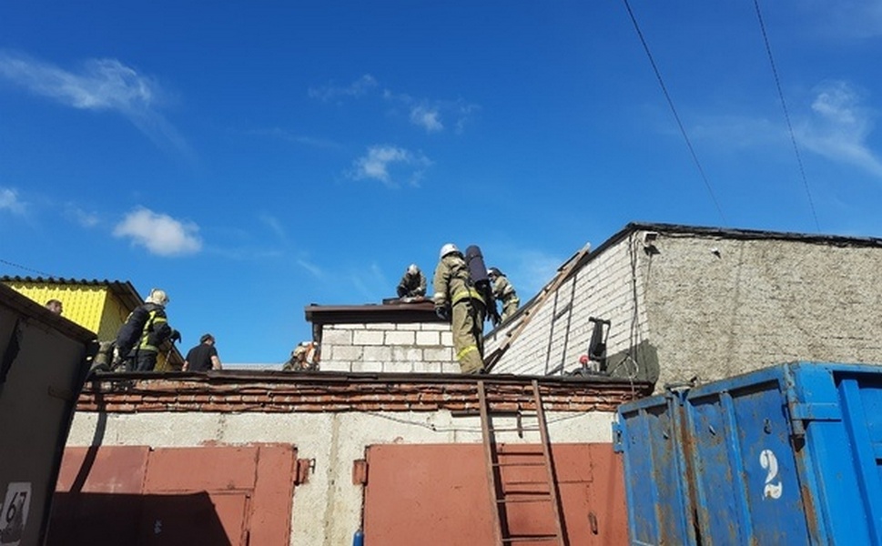 В Смоленске ликвидировали пожар на Краснинском шоссе