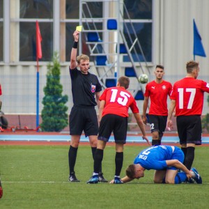 ФК «Смоленск» потерпел минимальное поражение от лидера группы