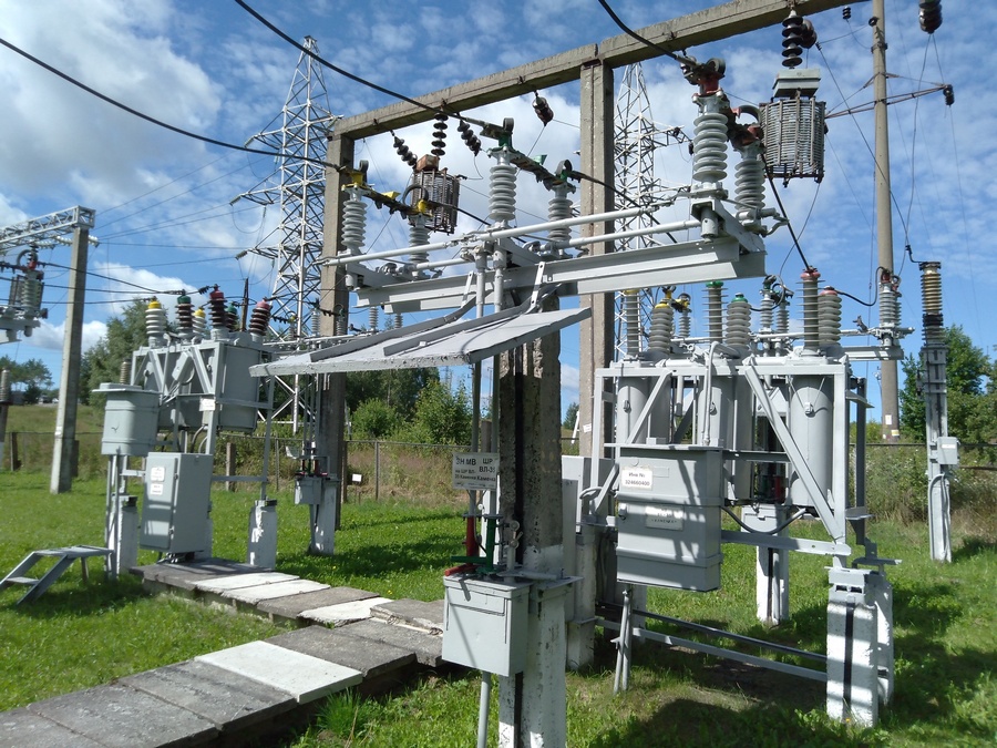 К предстоящему отопительному сезону Смоленскэнерго выполняет ремонты электрооборудования