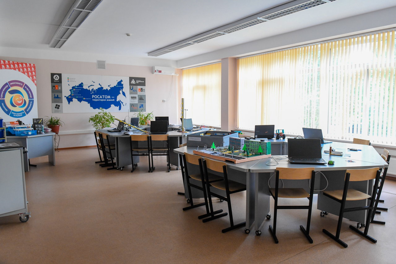 Образование будущего: в школе Десногорска успешно реализуется программа «Атомклассы»