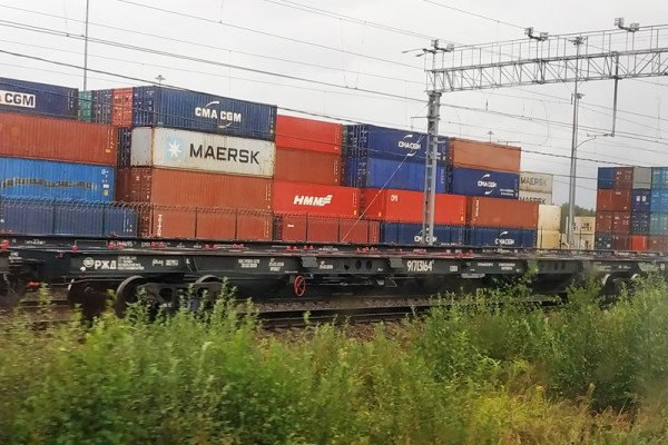Количество отправленных со станций МЖД сдвоенных контейнерных поездов увеличилось в 3,5 раза