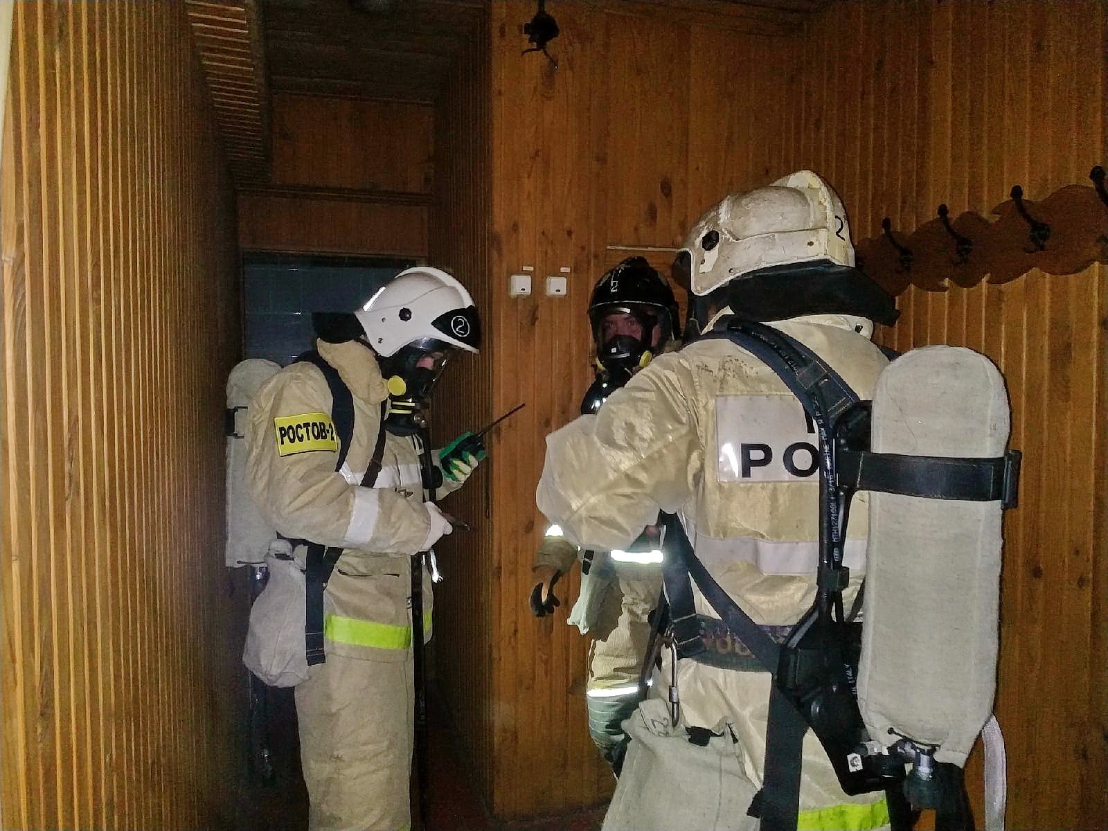 Смоленские пожарные тренировались в банях-саунах
