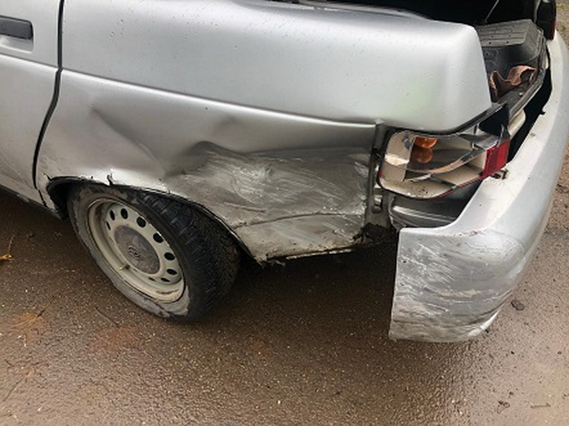 В Рославле в аварии с «ВАЗами» пострадал автомобилист
