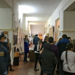 В Ельне эвакуировали здание школы