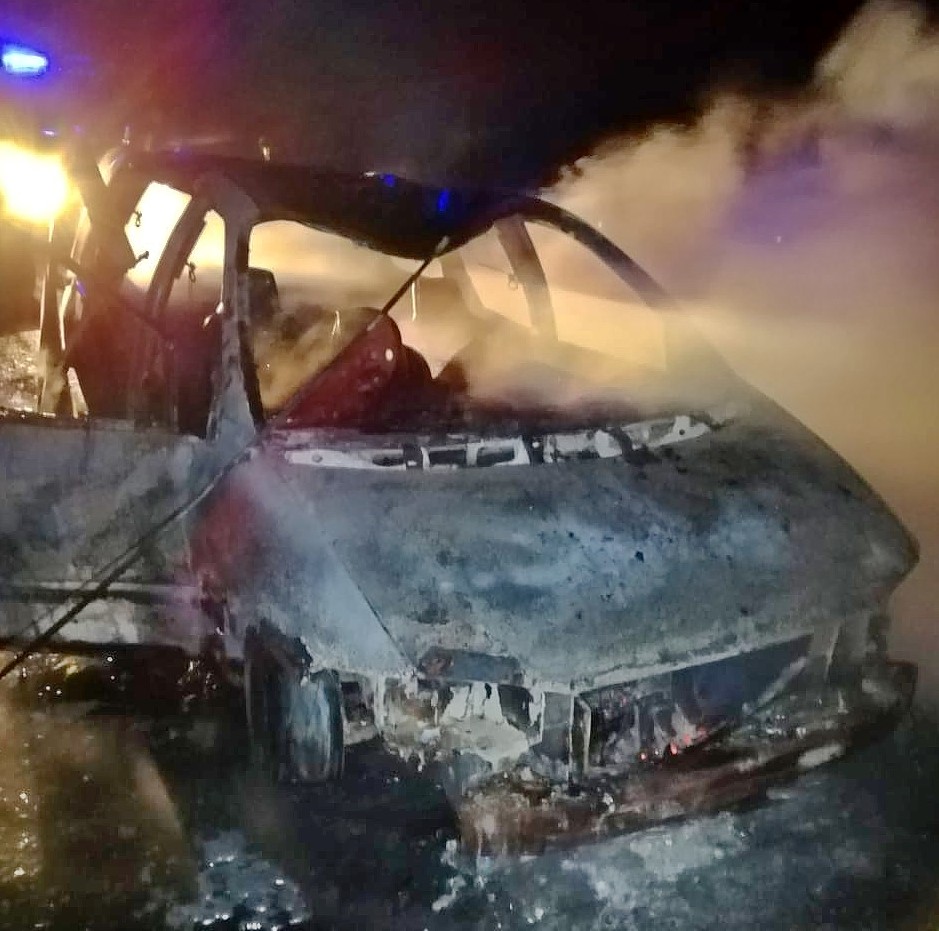 В Сафоновском районе на ходу загорелся «Dodge Caravan»