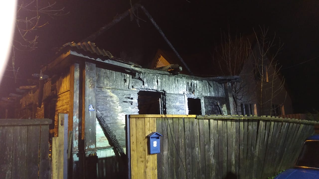 В Ельне в страшном пожаре погибла семья